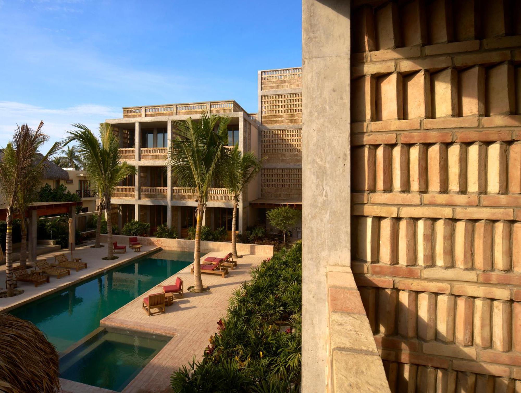 Hotel Humano, A Member Of Design Hotels Brisas de Zicatela Екстериор снимка